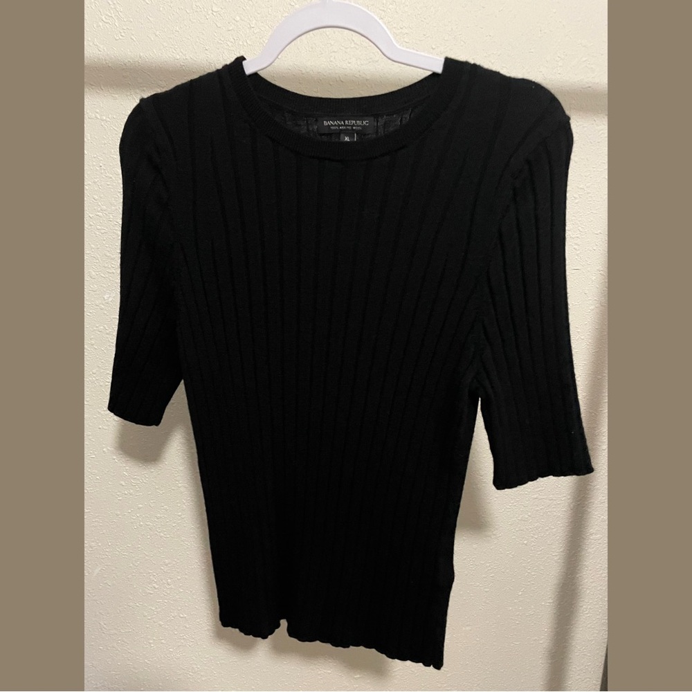 Banana Republic Black Ribbed Marino Wool top